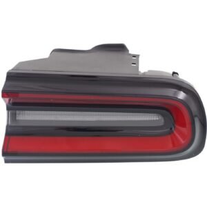Tail Light halogen right for 2015-2021 Dodge Challenger R/T, SRT Hellcat, SXT